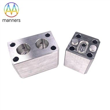 CNC-svarvade delar i aluminium